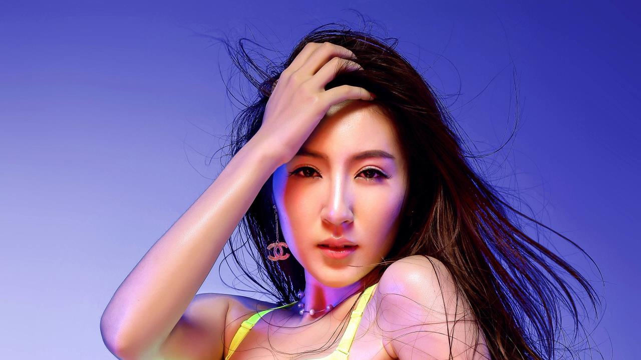 花房姑娘电视剧免费观看全集在线播放:  治愈系爱情，浪漫花房，在线追剧享不停。