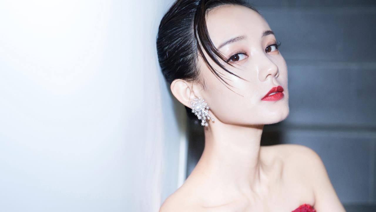 第五人格红蝶皮肤手感体验，从指尖到心间的舞动