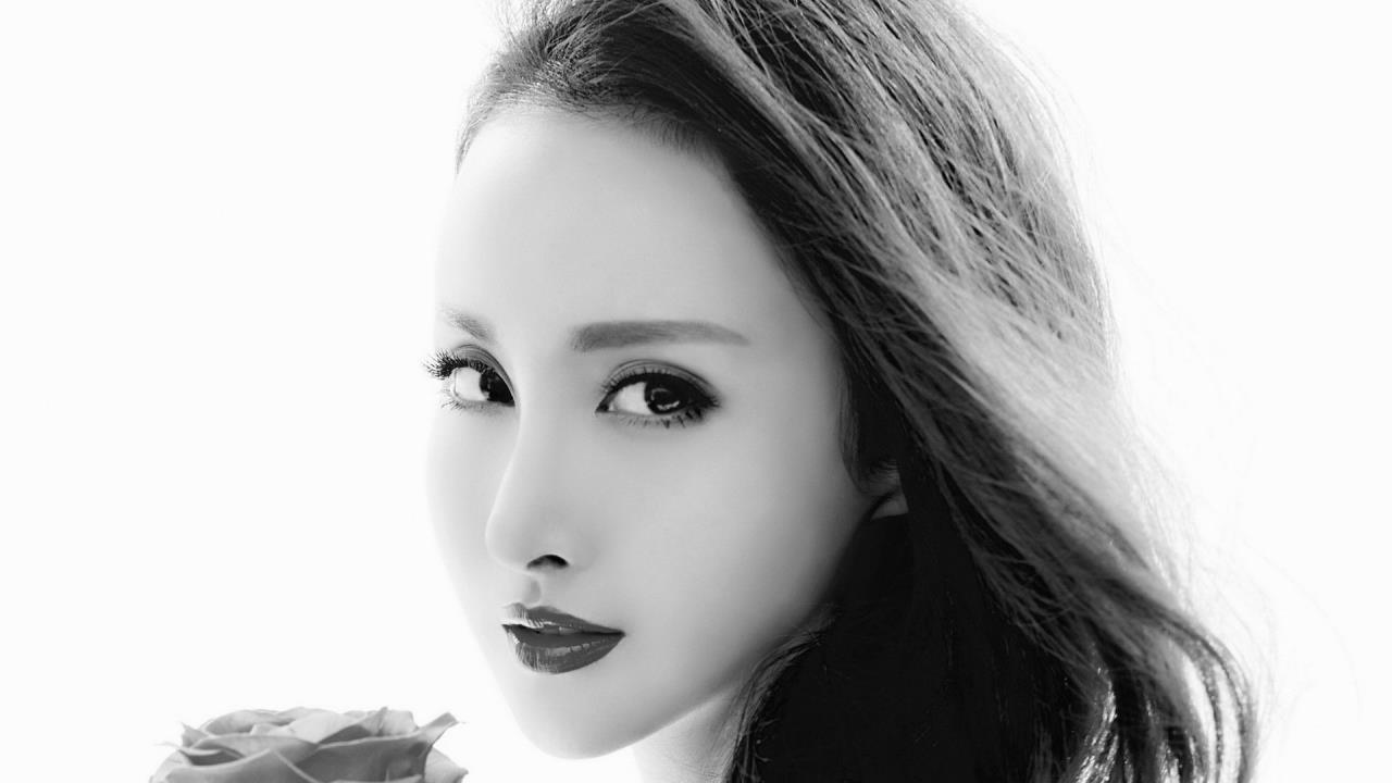 揭秘我的世界，地狱门背后的紫色方块之谜